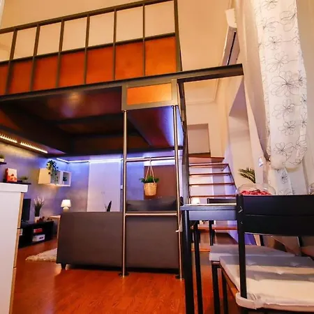아파트 Loft In Pieno Centro A 150 Mt Dalla Mole