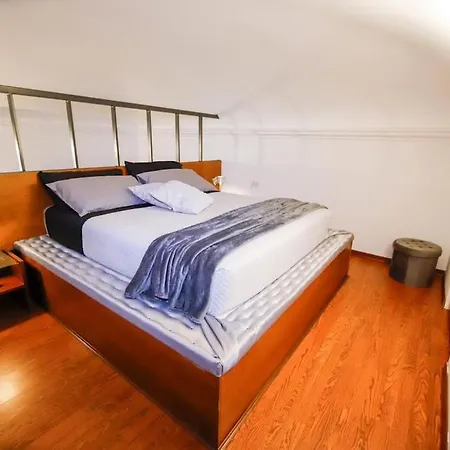 Loft In Pieno Centro A 150 Mt Dalla Mole Torino