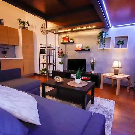 Loft In Pieno Centro A 150 Mt Dalla Mole 아파트